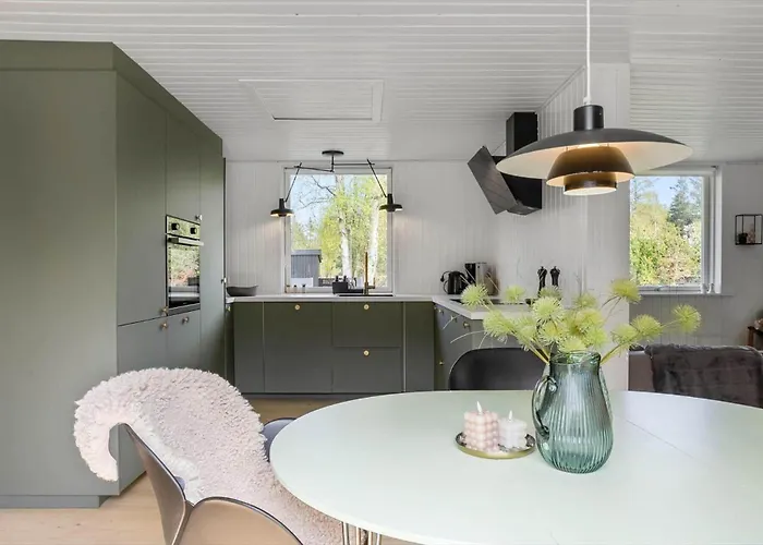 بيت للعطل Tv1680-strandby-havremarken-18 *
